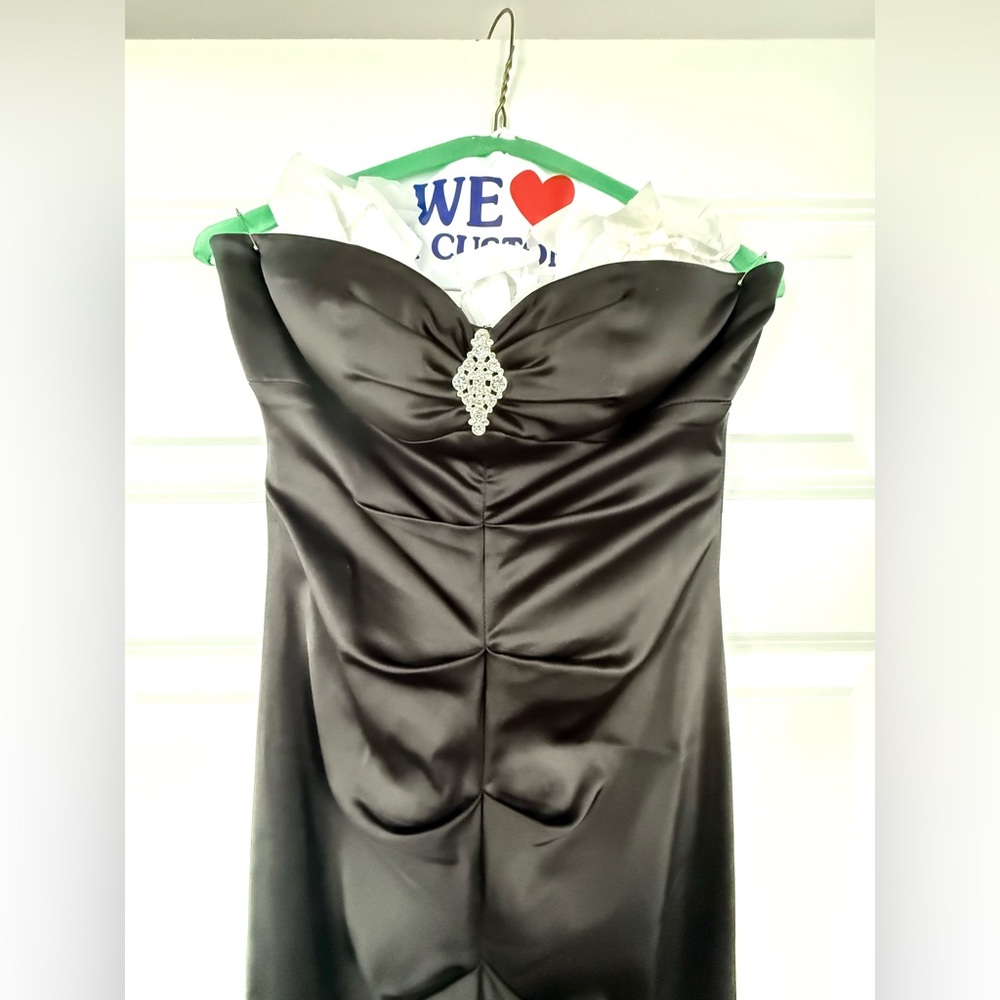 Xscape Strapless Black Gown - Picture 4 of 6